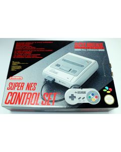 Console Super Nintendo en boîte