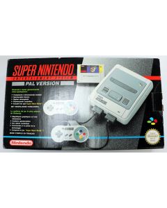 Pack Super Nintendo Street Fighter 2 en boîte