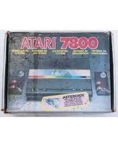 Console Atari 2600 en boîte